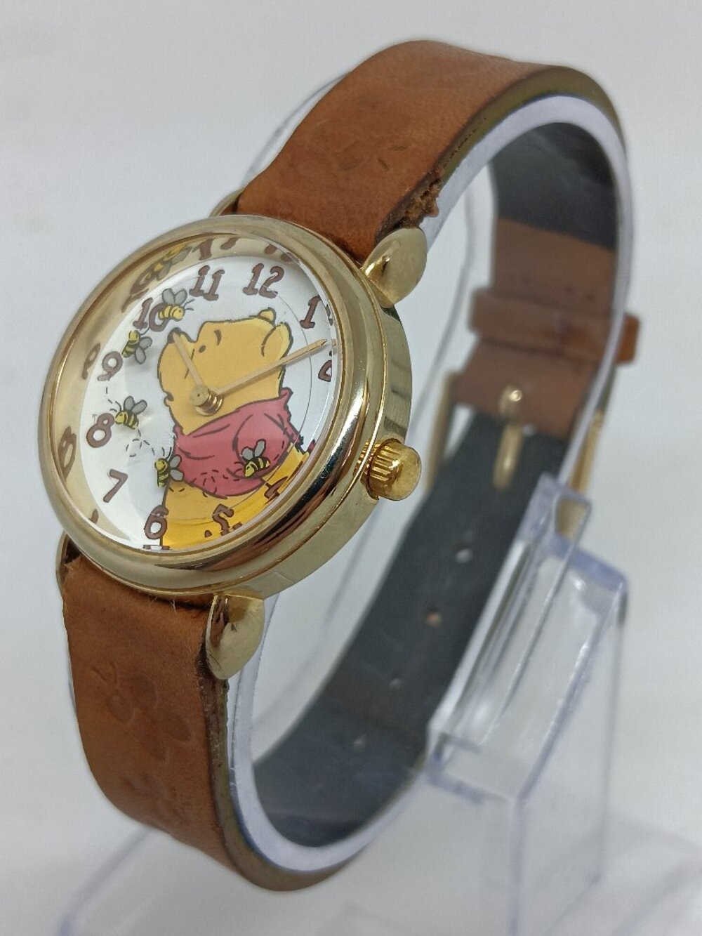 VINTAGE 1999 Timex 88201 Winnie the Pooh "Floating Bee" 26mm Watch NEW BATT